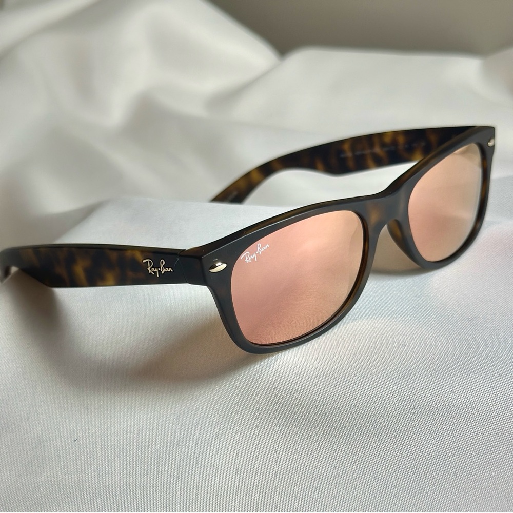 Ray-Ban New Wayfarer Sunglasses Tortoise with Copper Flash Lenses - Picture 2 of 8